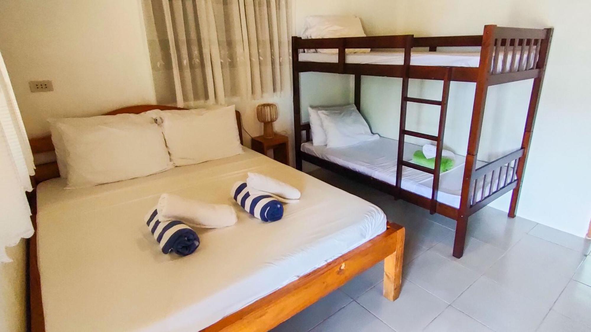 Isla Hayahay Beach Resort&Restaurant Calape Bagian luar foto