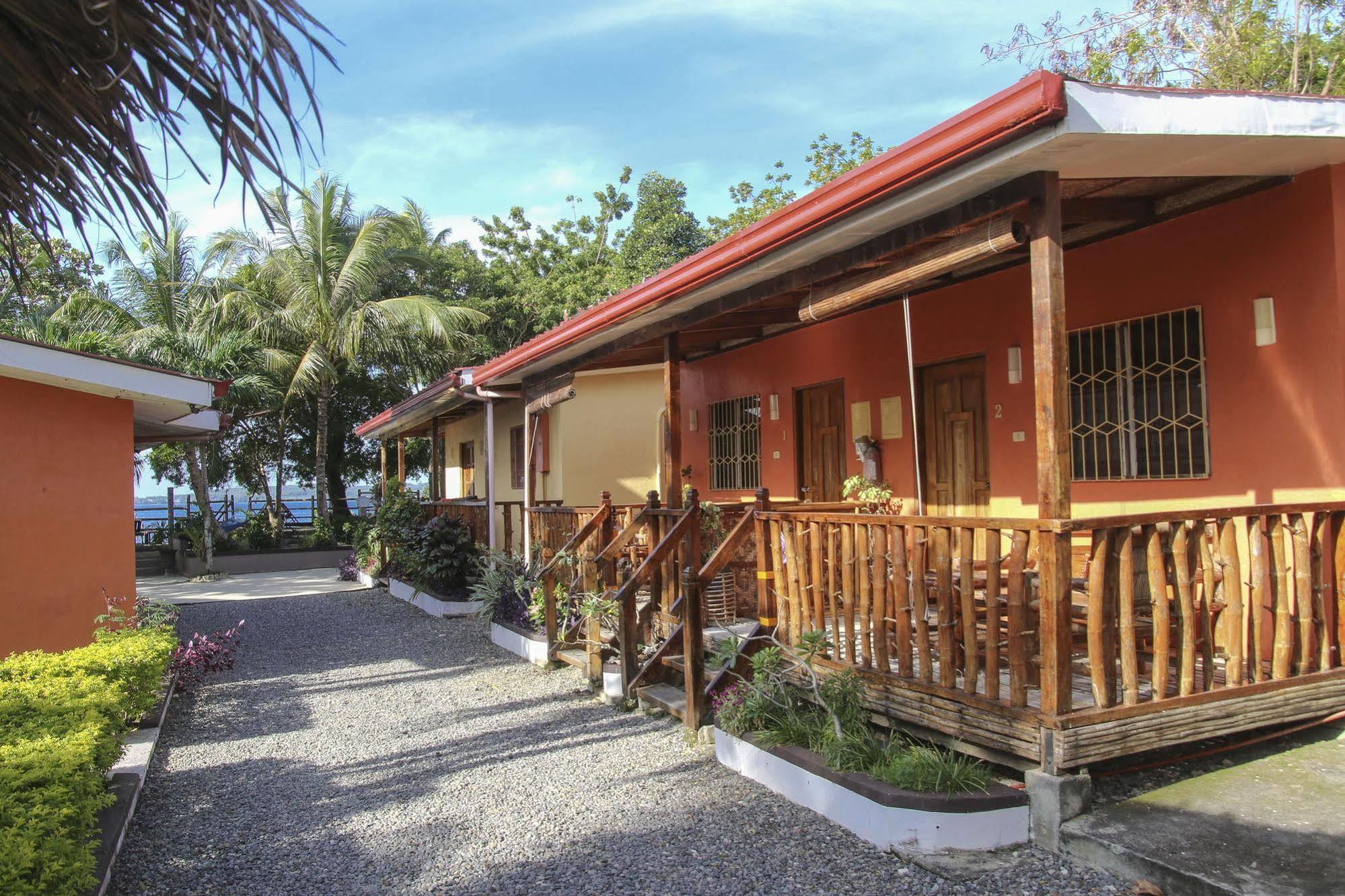 Isla Hayahay Beach Resort&Restaurant Calape Bagian luar foto
